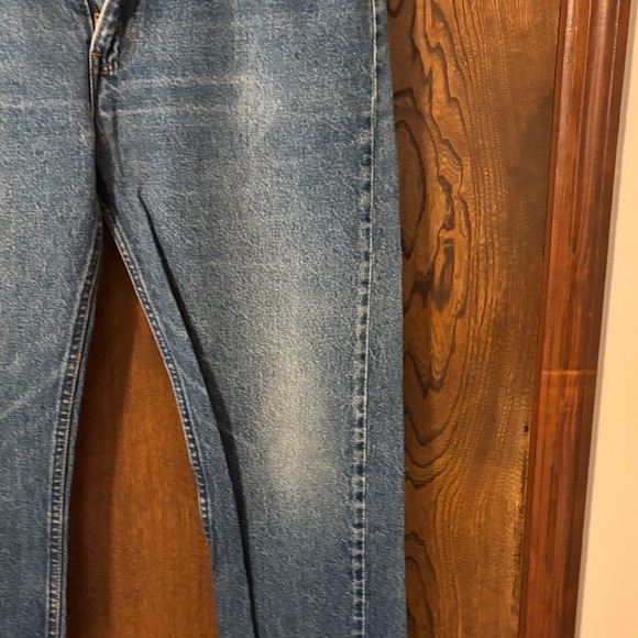 Levi's Classic Straight Denim Jeans - Picture 12 of 15